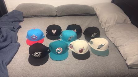 Fitted hats for men size 7 1/4 read description