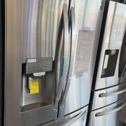 Refrigerator 