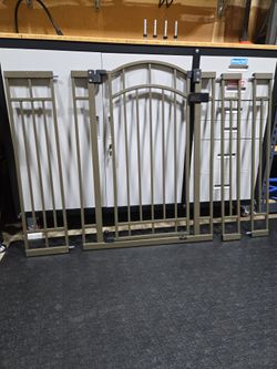 Safety gate, heavy steel partition, two available