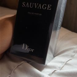 DIOR SAUVAGE EAU PARFUM