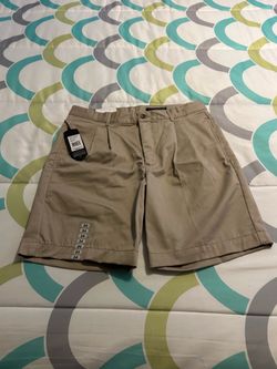 Greg Norman Golf Shorts NWT