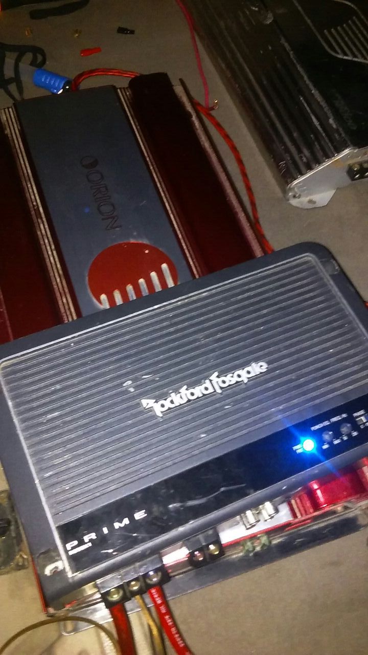 Rockford fosgate prime 250.1 amp with bass knob