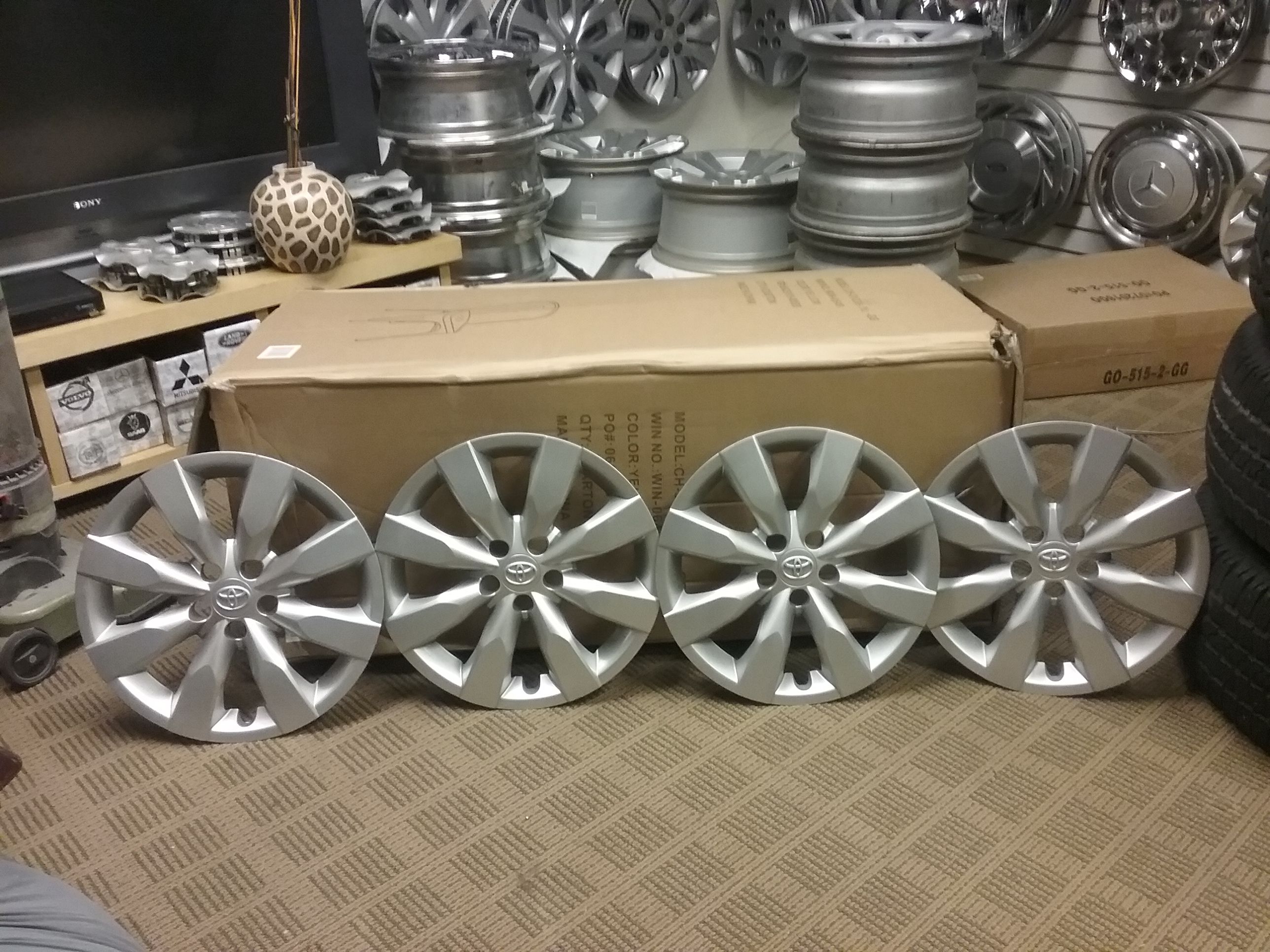 SET OF 4 OEM 20142017 Toyota Corolla 16" Wheel Rim Covers Hubcaps 4260202420 for Sale in