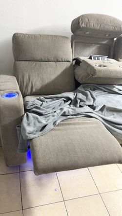 Moors Furniture Electric Recliner Couch – Good Condition, Grey - Bakersfield, CA