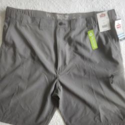 Wrangler Outdoor Performance Shorts – Size 44 – New with Tags