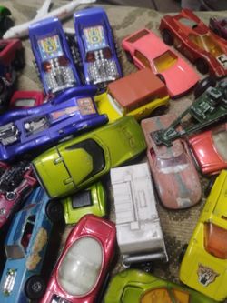  Hot Wheel  nd Matchbox 