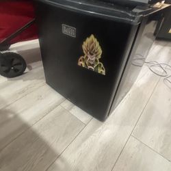 Mini Fridge 