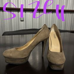 More Women’s Shoes 