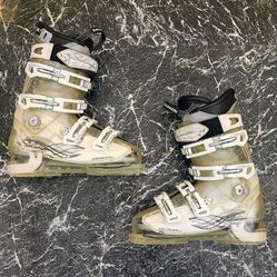 Lady SALOMON Energyzer90 Ski Boots sz 7.5