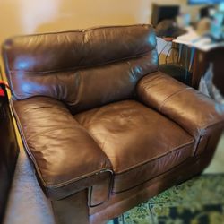 Oversized Chair 