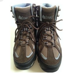 Denali Hiking Boots Size 10