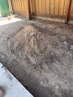 Free clean dirt