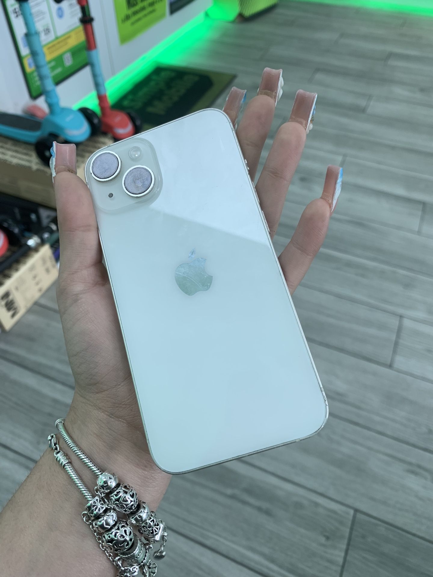 IPHONE 14