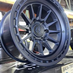 The "Fresh Out the Box" / Recién Salidos