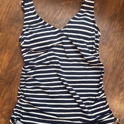 Lands End NWT Tankini Swim Top Adjustable V Neck Deep Sea Blue Stripe Size 2
