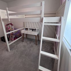 Full Bed (Loft) 