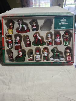 18 Assorted Wooden Christmas Tree Ornaments