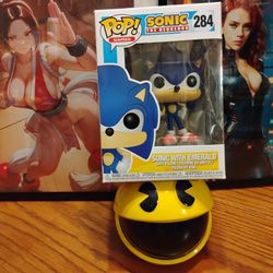 Sonic With Emerald Funko Pop 