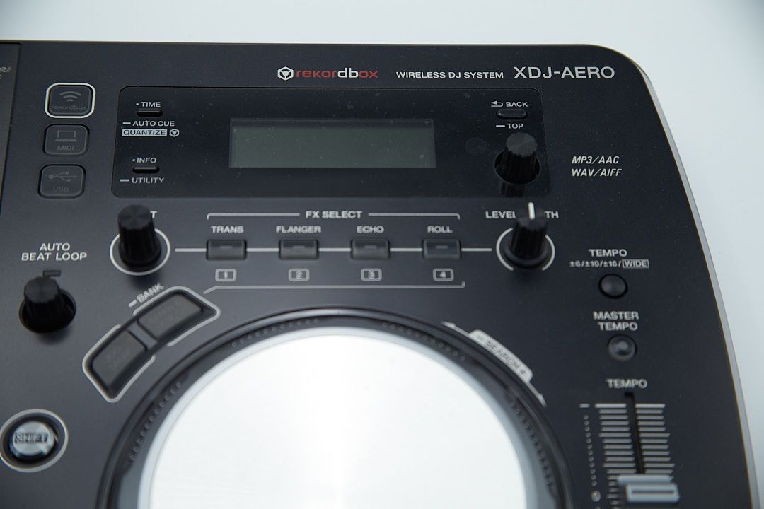 Pioneer DJ XDJ-AERO