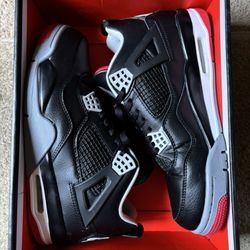 Air Jordan 4 Retro Black/Fire Red-Cement Grey-Summit White