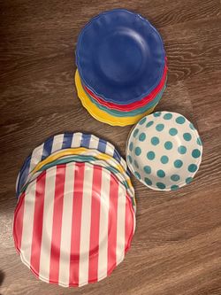 Melamine dinnerware set