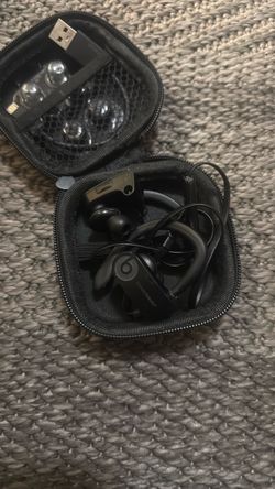 Beats Powerbeats Wireless Earphones with Case