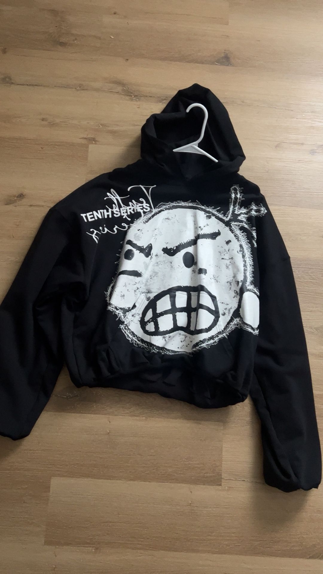 tenth series ‘no squares hoodie (worn twice)