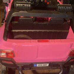 Pink Jeep 
