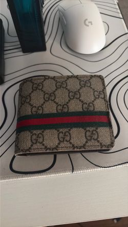 gucci wallet