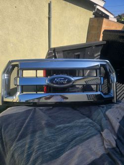 Ford oem grille / bumper