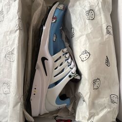 Hello Kitty Nike