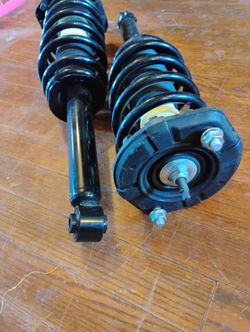 2006 Nissan Infinity Rear Shocks