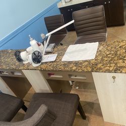 $0 Free Tables With Real Marble