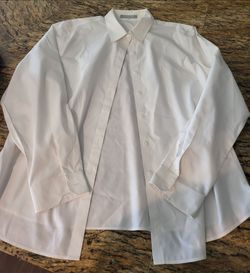 Foxcroft Non-Iron White Button-Up Blouse – Women’s Shaped Fit