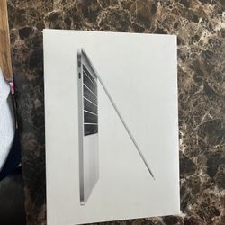 MacBook Pro Sliver 