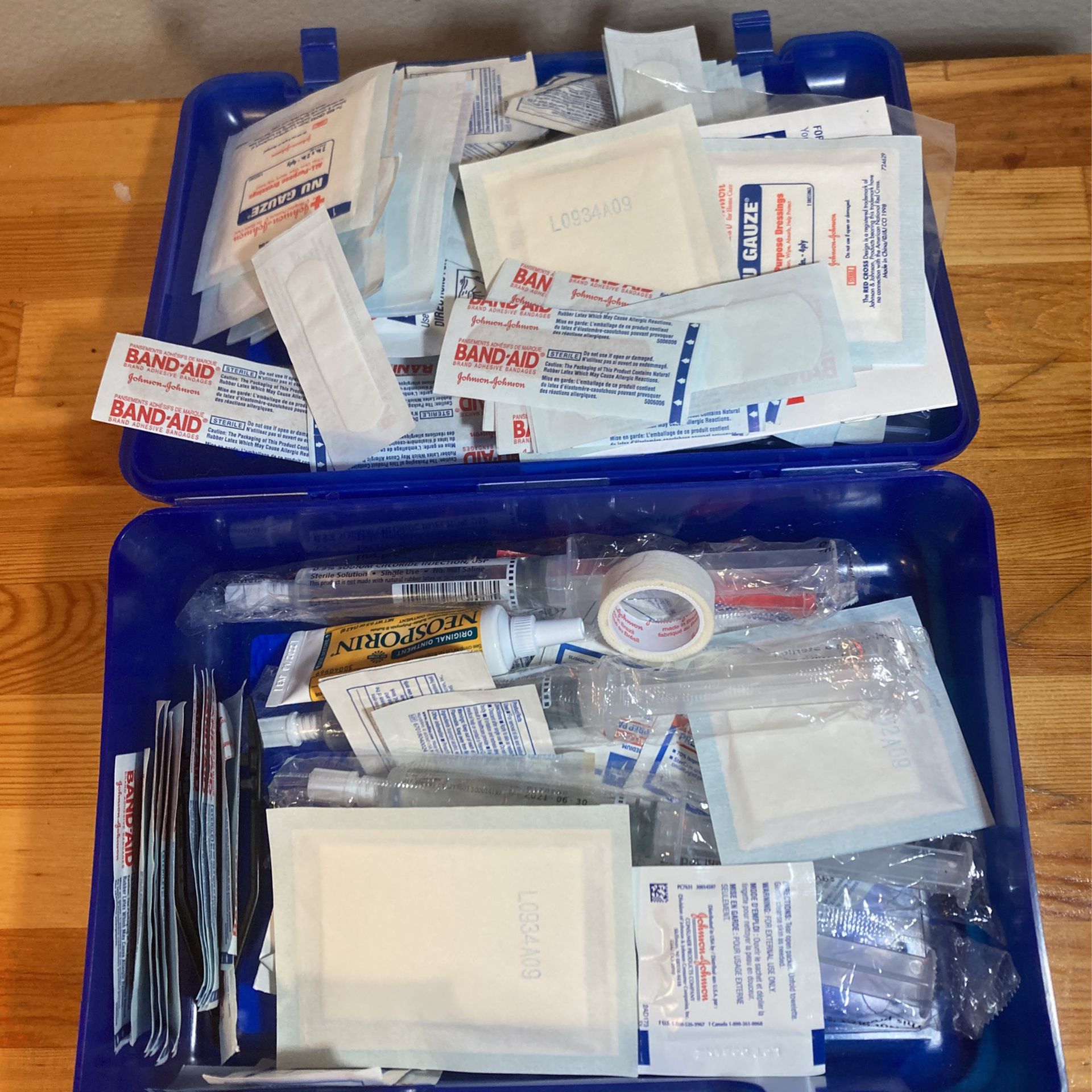 First Aid Kit 140 Items 
