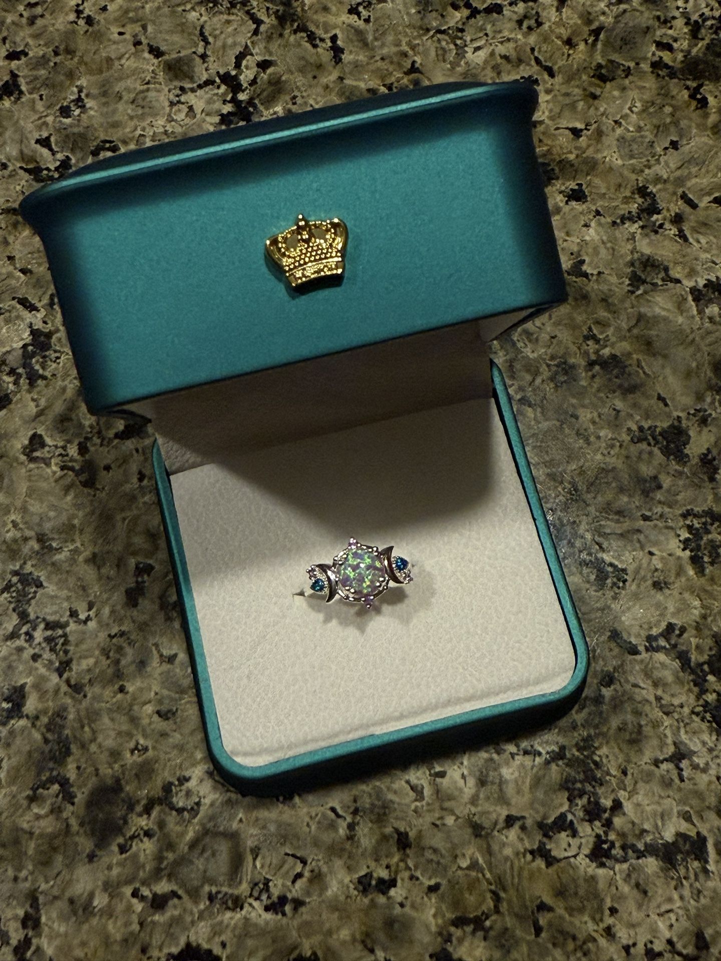 Silver 925 Opal Ring Size 4 