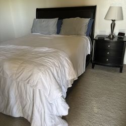 Queen Size Bed,  Nightstand / Lamp / Dresser 