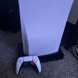 PS5+controller, And Keyboard