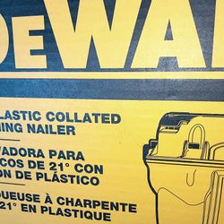 DeWalt Framin Gun 