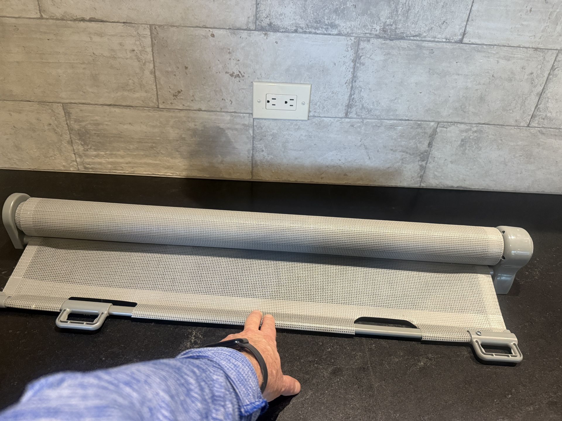 Retractable Baby Gate