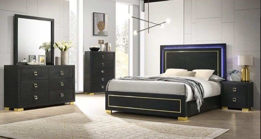 Brand New Black & Gold 4pc Queen Bedroom Set