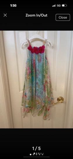 Beautiful girls dress size 5