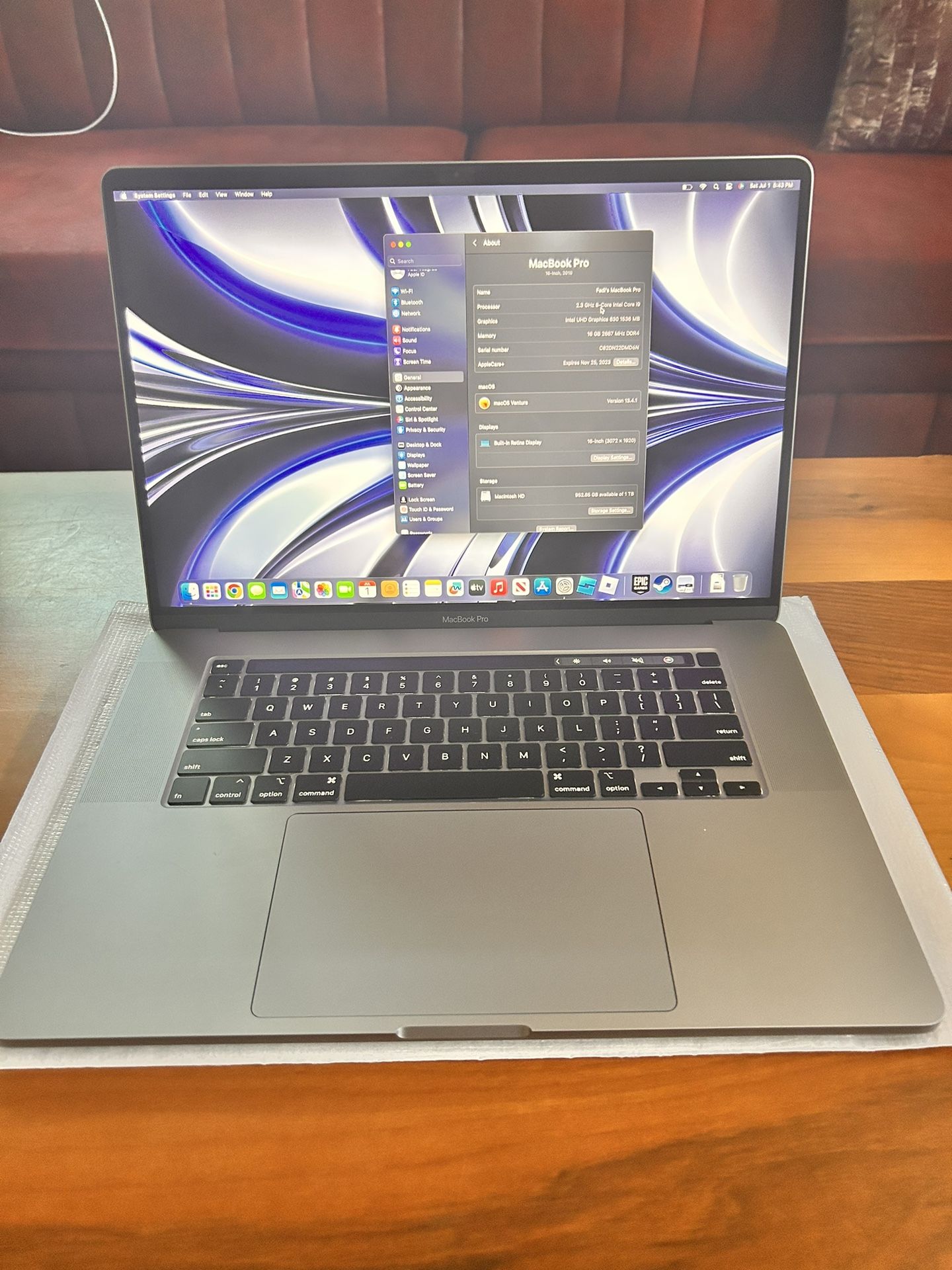 2019 MacBook Pro I9 16GB 1TB