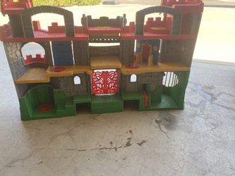 Toy castle