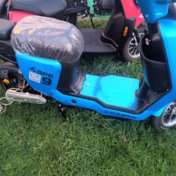 Electric Scooter & Alarm & Street Legal & Bluetooth Music & 40mph & 6 Hour Ride 