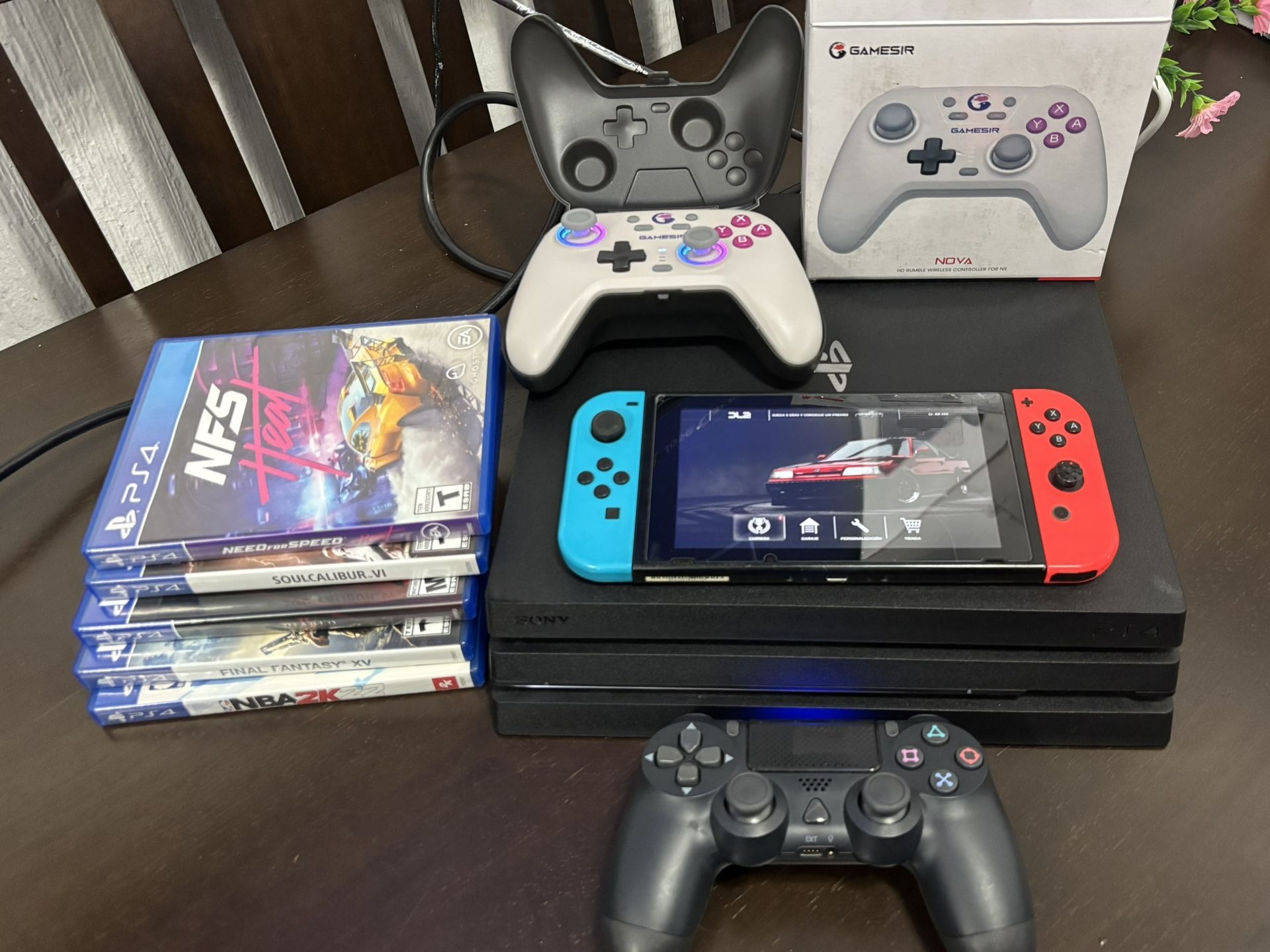 PS4 Pro And Nintendo Switch 