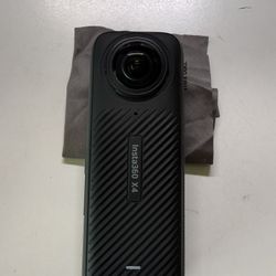 Insta360 X4 8K 360° action camera + Accessories Bundle