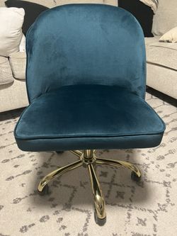 Velvet Chair