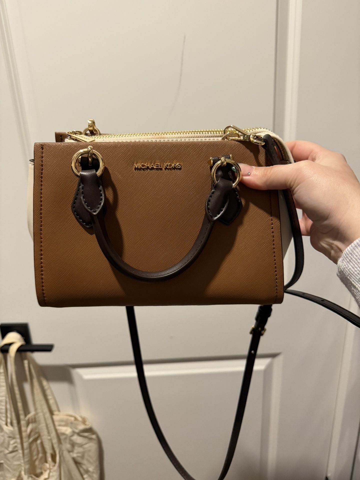 Brand New Marilyn Small Color-Block Saffiano Leather Messenger Bag